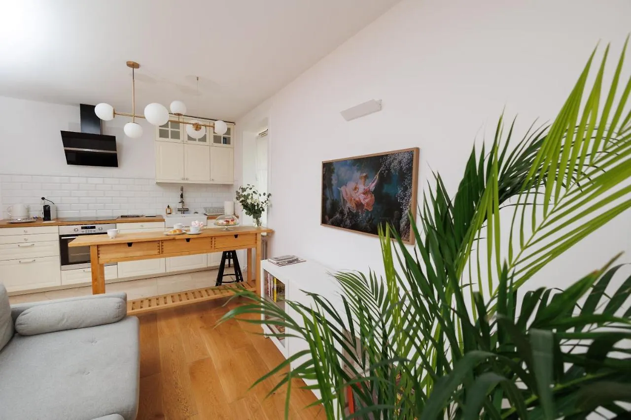 Maison Bruehl - Apartamenty Przy Ogrodzie Saskim Warsaw